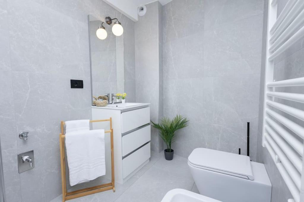 Darsena Charming Apartment By 101Flats Milán Exterior foto